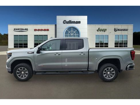 Used 2025 GMC Sierra 1500 AT4 w/ Technology Package AWD/4WD image 6