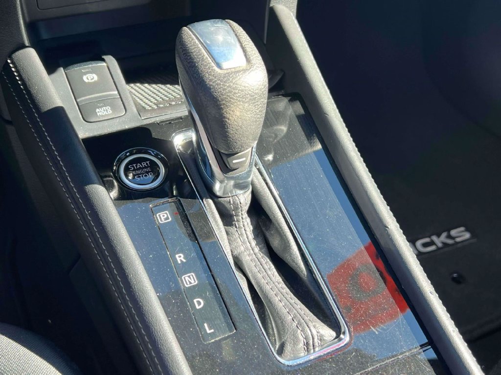 Used 2023 Nissan Kicks SV FWD image 27
