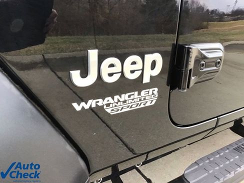 Used 2021 Jeep Wrangler Unlimited Sport image 42