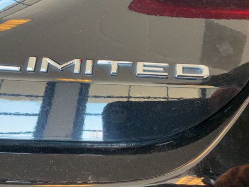 Certified 2022 Toyota Avalon Limited w/ Advanced Safety Package FWD image 42
