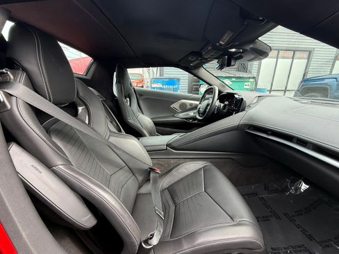 Used 2024 Chevrolet Corvette Stingray Preferred Conv w/ Battery Protection Package RWD image 6