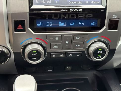 Used 2018 Toyota Tundra Platinum AWD/4WD image 22