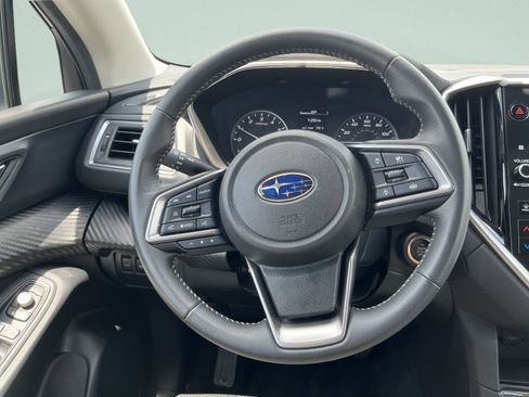 Used 2025 Subaru Ascent Premium AWD/4WD image 25