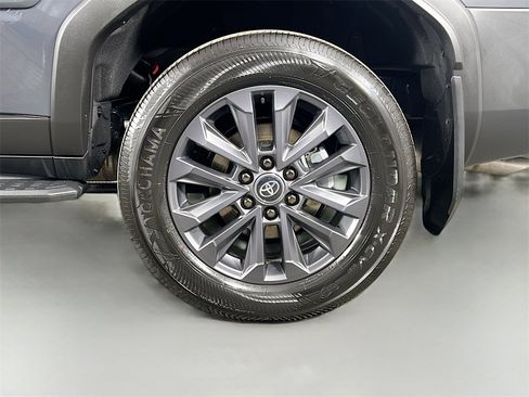 Used 2026 Toyota Land Cruiser image 32