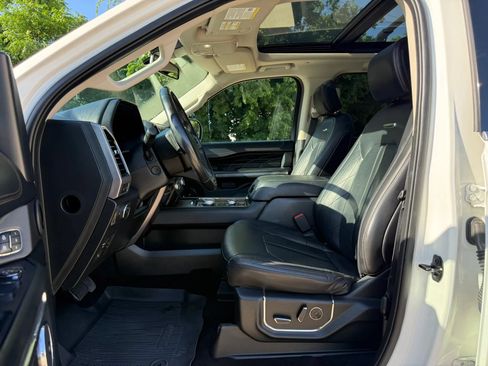 Used 2021 Ford Expedition Platinum AWD/4WD image 11