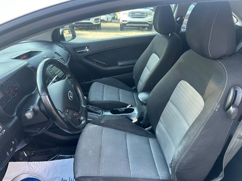 Used 2015 Kia Forte Koup EX FWD image 10