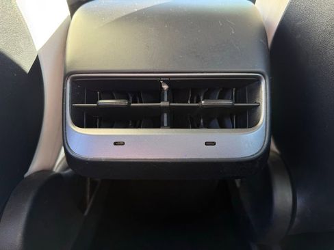 Used 2022 Tesla Model 3 Long Range image 13