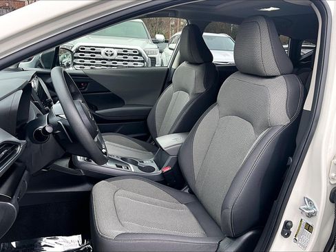 Used 2024 Subaru Crosstrek 2.0i Premium image 23