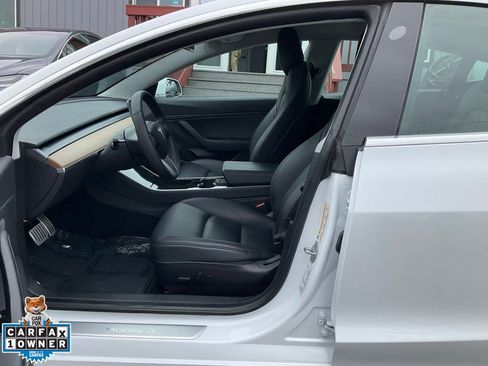 Used 2020 Tesla Model 3 Performance image 13