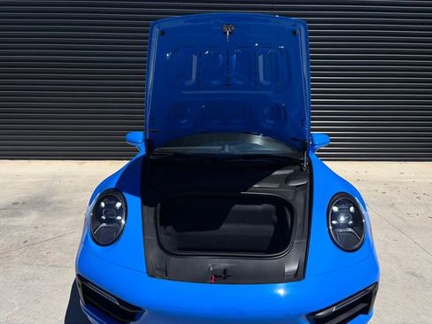 Certified 2022 Porsche 911 Carrera RWD image 26