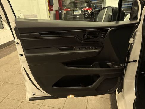 Used 2023 Honda Odyssey Touring image 33