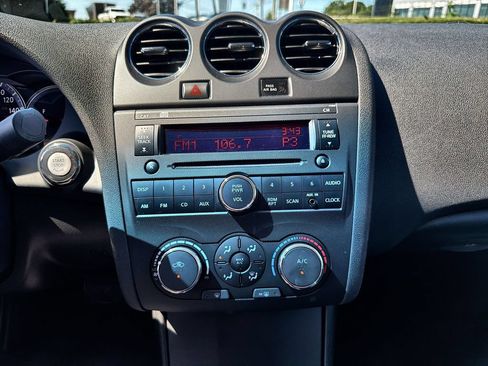Used 2012 Nissan Altima 2.5 S w/ 20th Anniversary Pkg FWD image 24
