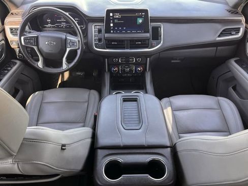 Used 2022 Chevrolet Tahoe Z71 w/ Luxury Package image 9