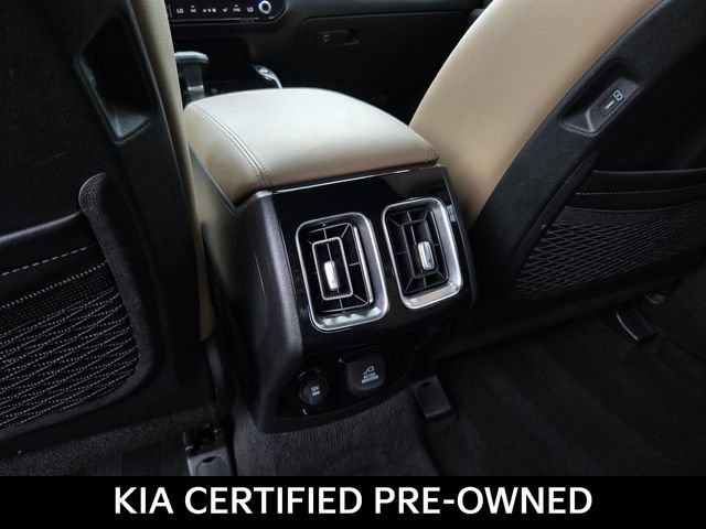 Certified 2025 Kia Sorento SX Prestige w/ Olive Brown Leather Package AWD/4WD image 17
