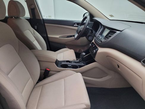 Used 2018 Hyundai Tucson SEL FWD image 21