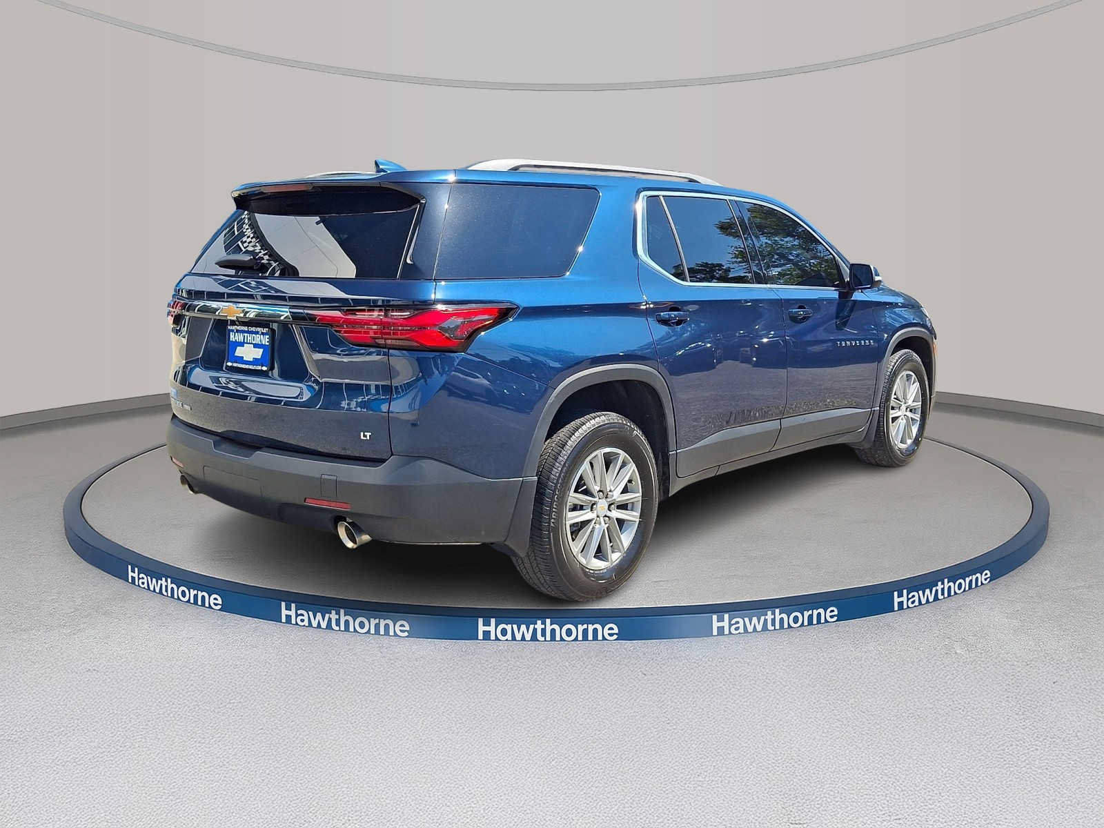 Used 2023 Chevrolet Traverse LT w/ LPO, Floor Liner Package AWD/4WD image 6