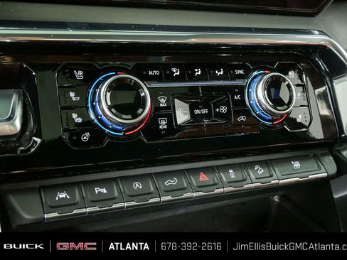 Used 2024 GMC Sierra 1500 Denali Ultimate AWD/4WD image 17