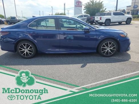 Used 2024 Toyota Camry SE FWD image 5