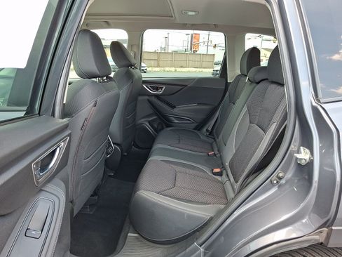 Used 2022 Subaru Forester Premium AWD/4WD image 11