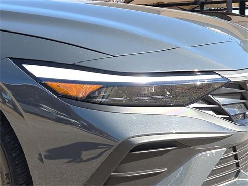 Certified 2025 Hyundai Elantra Sport image 4