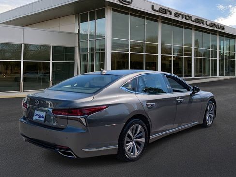 Used 2019 Lexus LS 500 AWD w/ Accessory Package (Z2) image 3