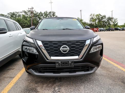 Used 2021 Nissan Rogue SV FWD image 4