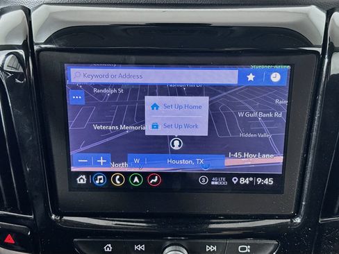 Used 2020 Chevrolet Traverse LT w/ LT Premium Package FWD image 22