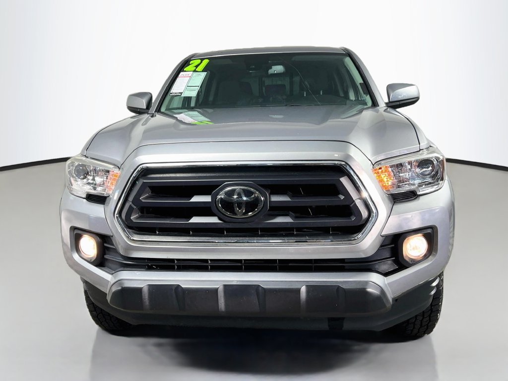 Used 2021 Toyota Tacoma SR5 RWD image 8