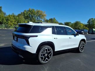 New 2026 Chevrolet Traverse High Country w/ LPO, Floor Liner Package AWD/4WD video 3