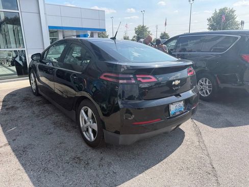 Used 2013 Chevrolet Volt Premium w/ Premium Trim Package FWD image 4