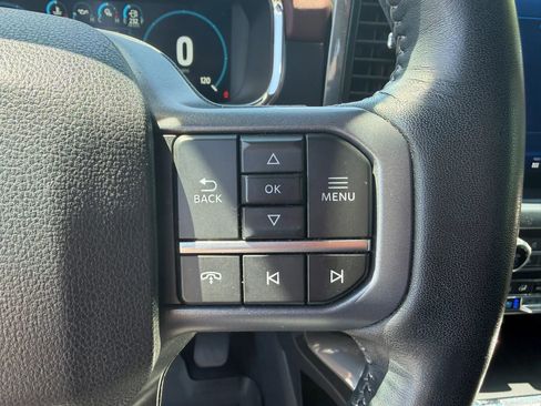 Used 2023 Ford F150 Lariat AWD/4WD image 17