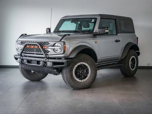 Used 2022 Ford Bronco Badlands w/ Sasquatch Package AWD/4WD image 1