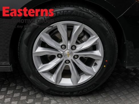 Used 2024 Chevrolet Malibu LT image 31