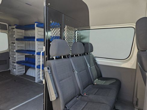 Used 2017 Mercedes-Benz Sprinter 2500 image 24