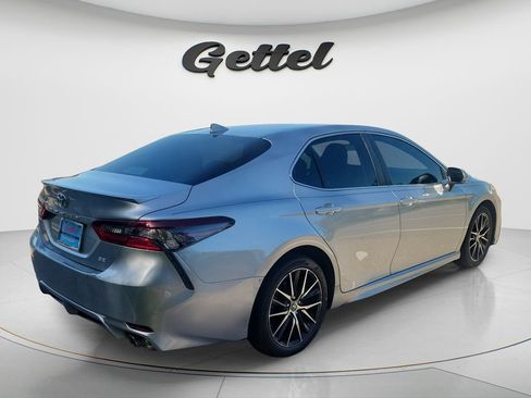 Certified 2023 Toyota Camry SE FWD image 5