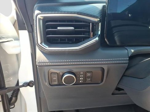 Used 2024 Ford Mustang GT Premium image 15