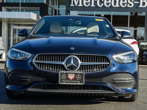 Used 2023 Mercedes-Benz C 300 4MATIC Sedan image 2