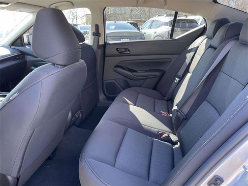 Used 2023 Nissan Altima 2.5 SV image 13