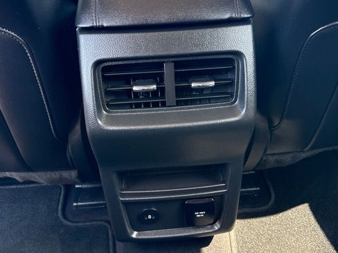 Certified 2023 Ford Edge SEL w/ Convenience Package AWD/4WD image 37
