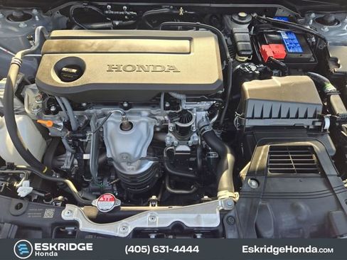 Used 2025 Honda Civic Sport image 32