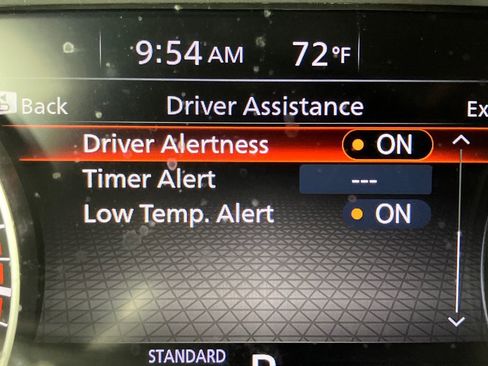 Used 2022 Nissan Pathfinder SV w/ SV Premium Package image 35