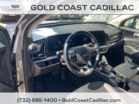 Used 2023 Kia Sportage EX image 15