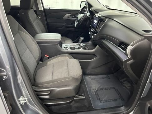Used 2020 Chevrolet Traverse LT AWD/4WD image 13