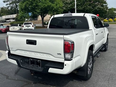 Used 2023 Toyota Tacoma Limited RWD image 3