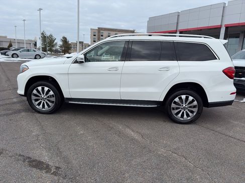 Used 2019 Mercedes-Benz GLS 450 4MATIC image 2