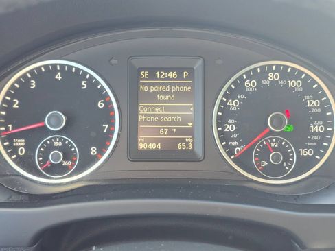 Used 2015 Volkswagen Tiguan SEL AWD/4WD image 26
