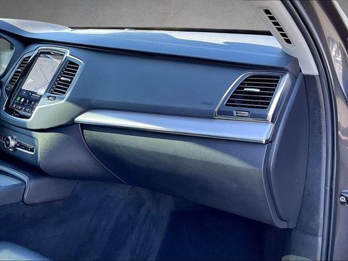 Certified 2023 Volvo XC90 B5 Core w/ Protection Package Premier image 27