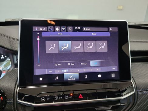 New 2026 Jeep Compass Latitude AWD/4WD image 17