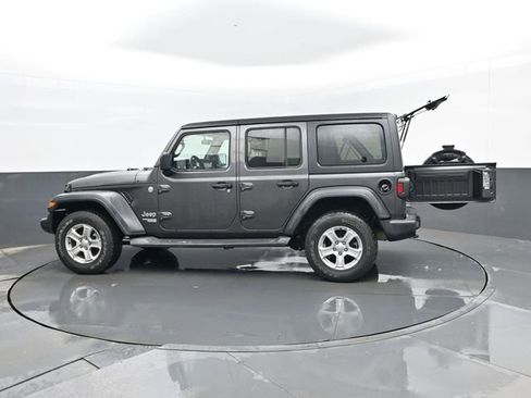 Used 2019 Jeep Wrangler Unlimited Sport S image 29