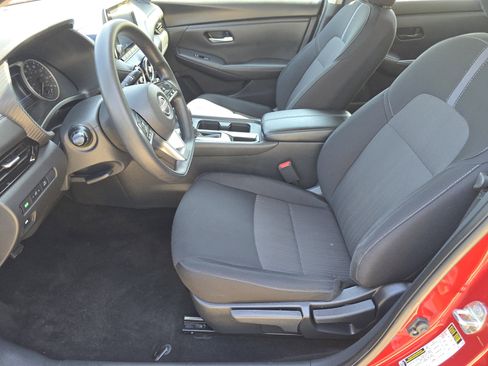 Used 2024 Nissan Sentra SV FWD image 18